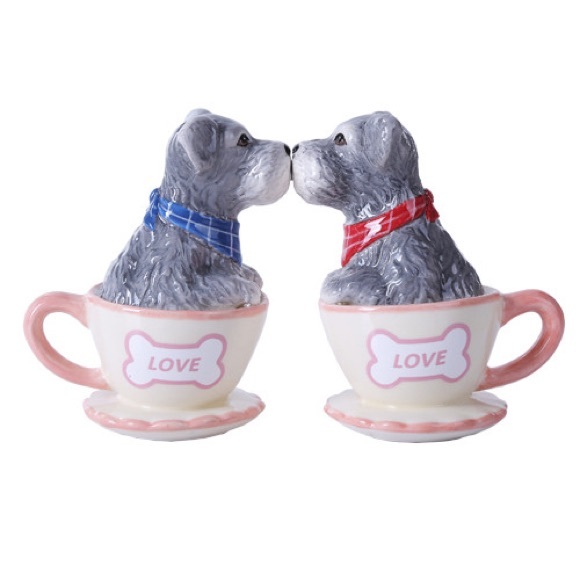 AUCTION PRICE👩🏻‍⚖️ SCHNAUZER IN CUP MAGNETIC SP SHAKERS - Picture 1 of 1